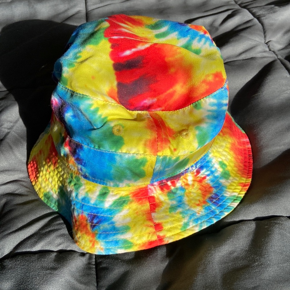 Tie dye bucket hat